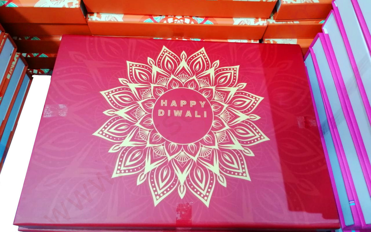 Diwali Nuts & Dry Fruit Gift Boxes In Dubai U.A.E